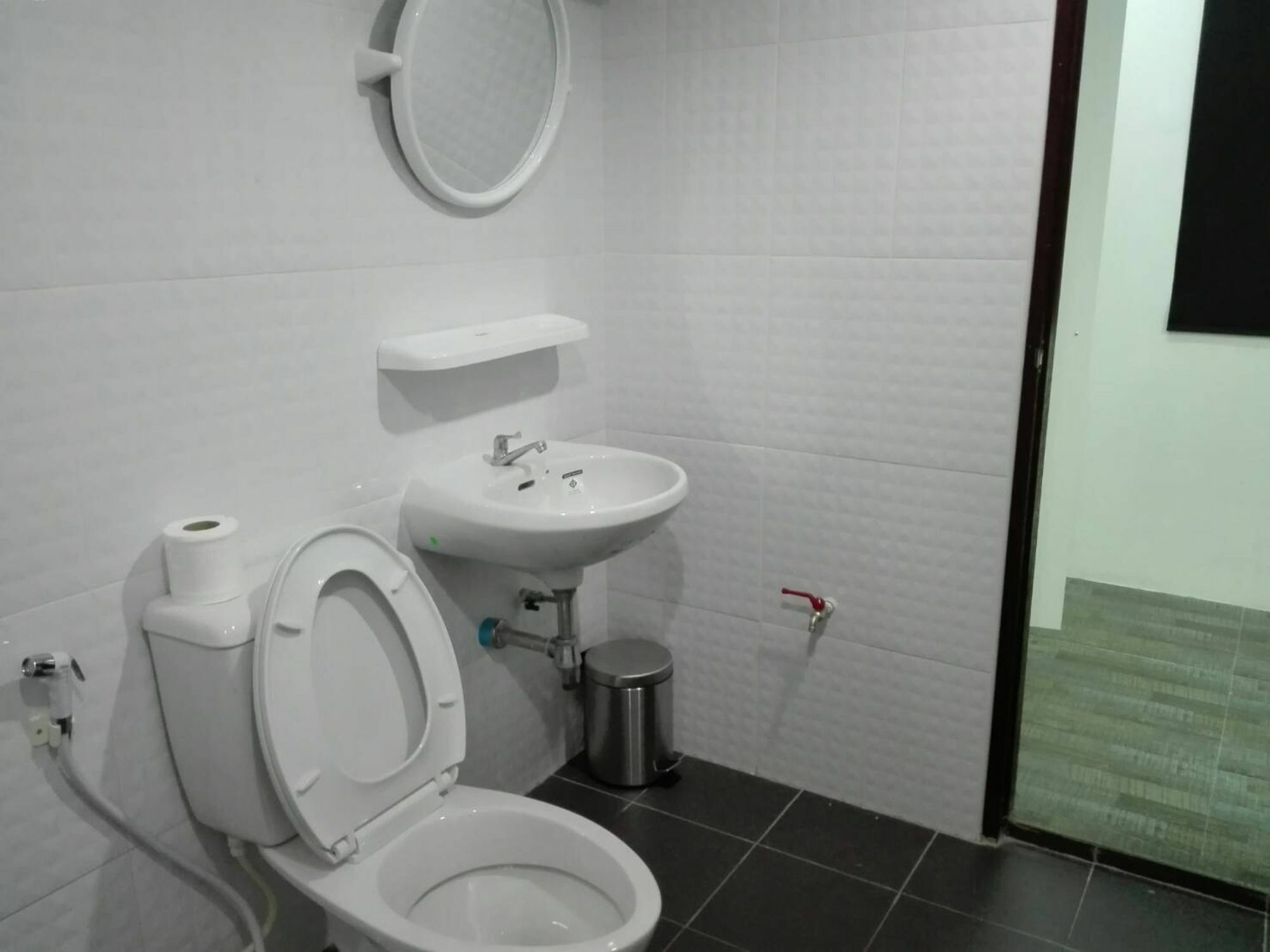 Relax Lodge Банкок Екстериор снимка
